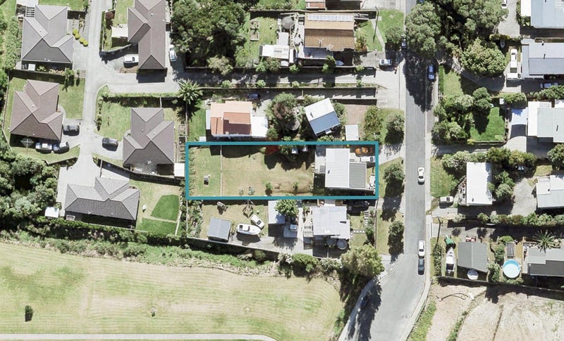 27 Bonita Avenue, Stanmore Bay, Whangaparaoa - Carousel 1