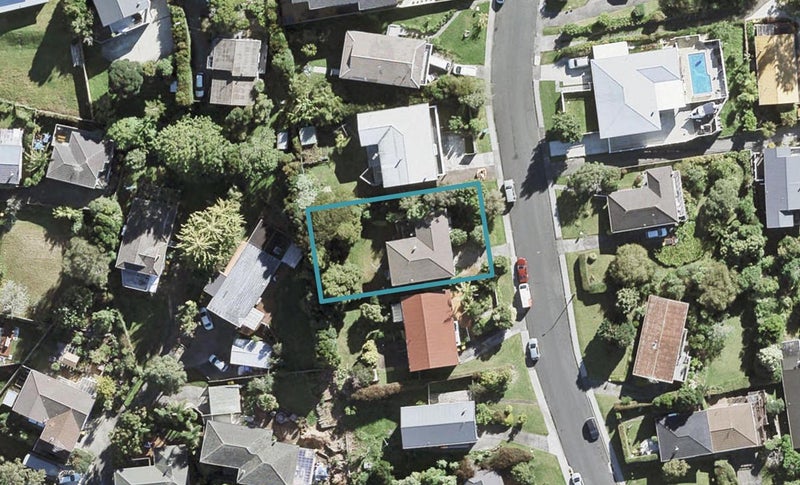 7 Barker Rise, Northcross, Auckland - Carousel 1
