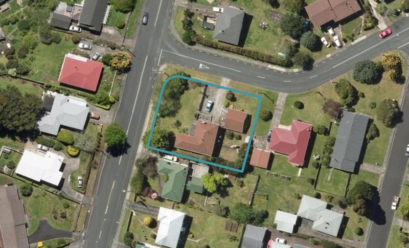 1 Te Paka Crescent, Kamo, Whangarei - Carousel 1