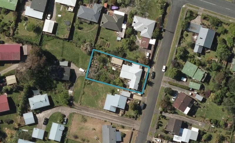 4 Chester Avenue, Onerahi, Whangarei - Carousel 1