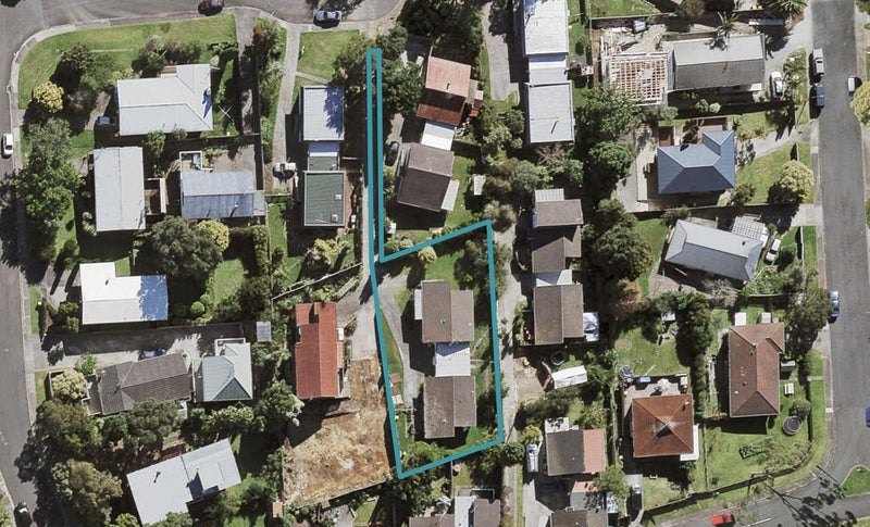 2/7 Tusac Place, Tōtara Vale, Auckland - Carousel 1