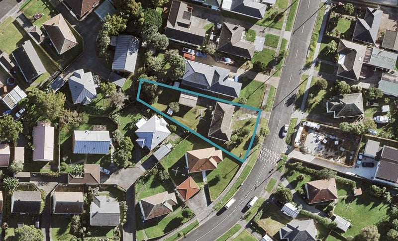 11 Freeland Avenue, Mount Roskill, Auckland - Carousel 1