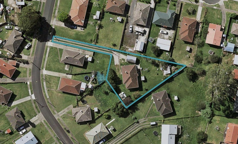 4 Wynton Place, Otara, Auckland - Carousel 1