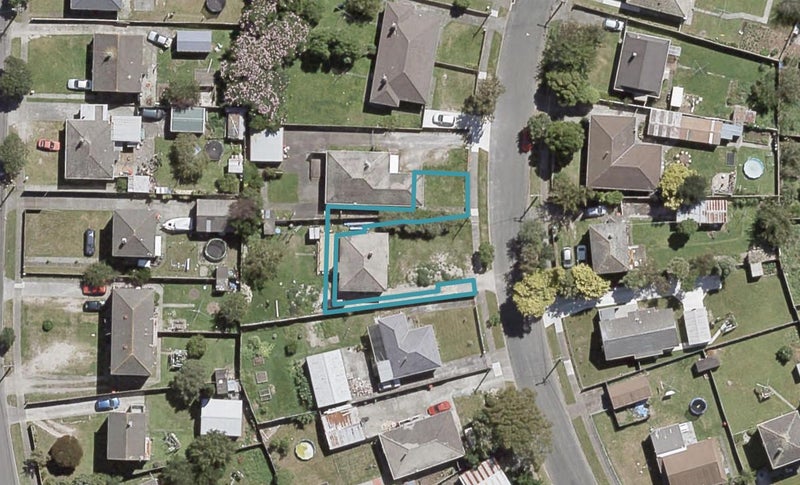 2/7 Milne Crescent, Taita, Lower Hutt - Carousel 1