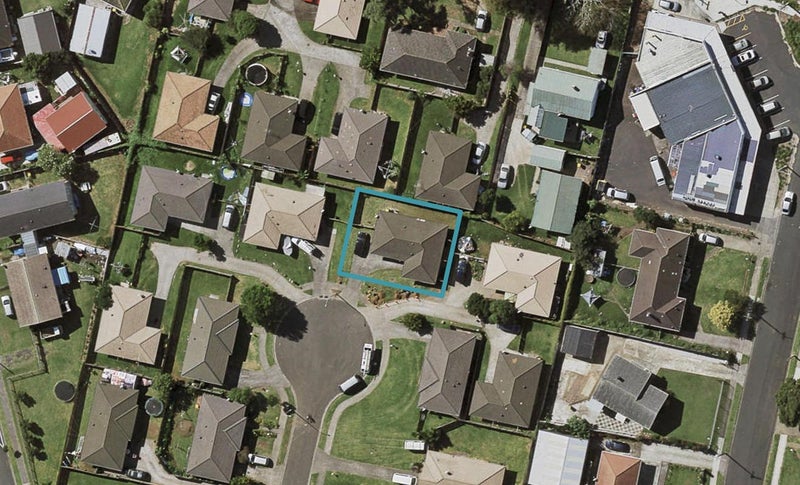 29 Antych Place, Otara, Auckland - Carousel 1