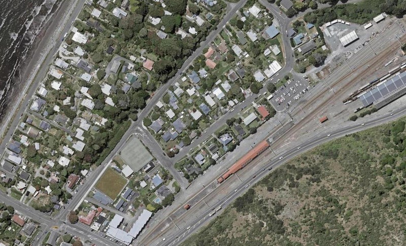 9 Tilley Road, Paekakariki - Carousel 1