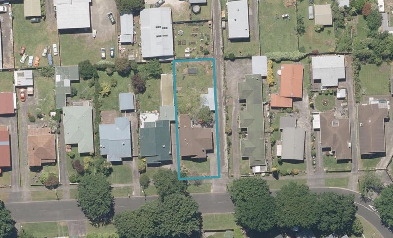 25 Fromont Street, Whanganui East, Whanganui - Carousel 1