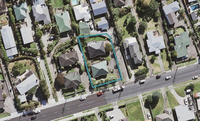 1/38 Pupuke Road, Hillcrest, Auckland - Carousel 1
