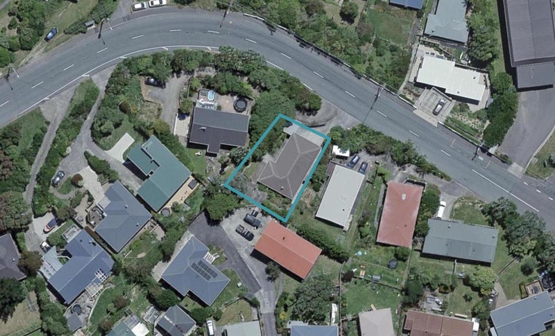 230 Helston Road, Paparangi, Wellington - Carousel 1