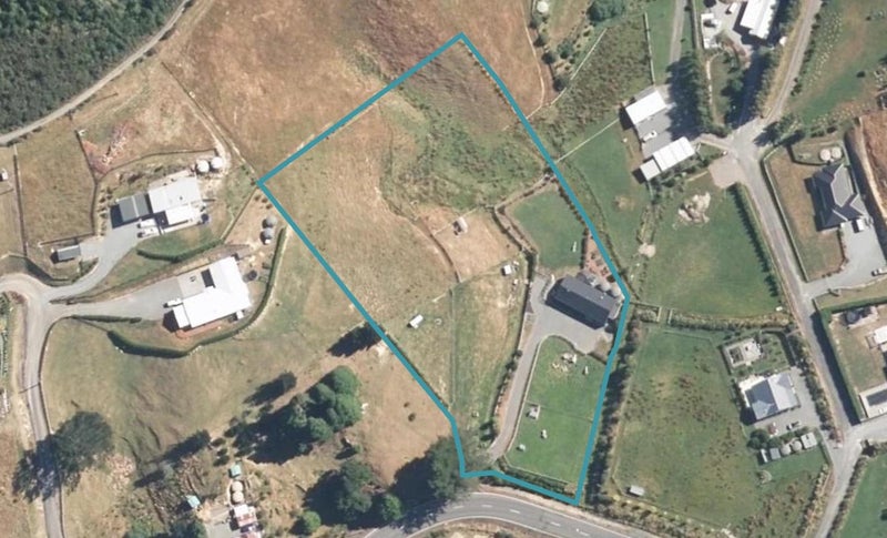 251 Wallaceville Road, Wallaceville, Upper Hutt - Carousel 1