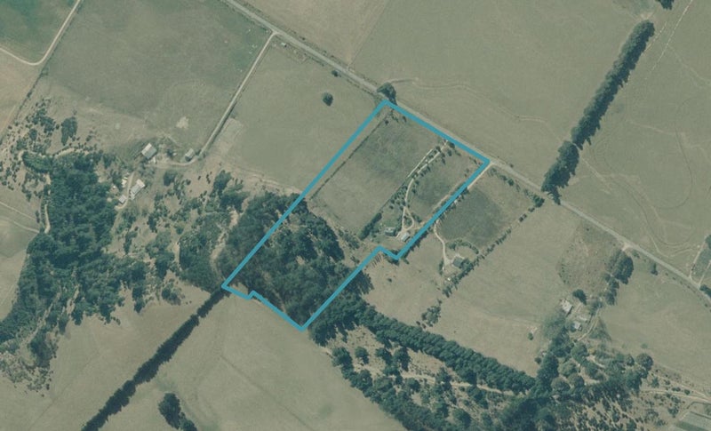 227 Maungawera Valley Road, Wanaka - Carousel 1
