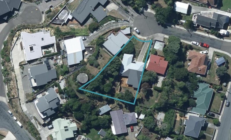 3 Karoro Place, Paremata, Porirua - Carousel 1