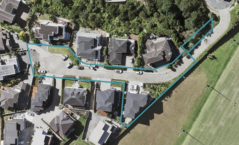 69 Zara Court, Windsor Park, Auckland - Carousel 1