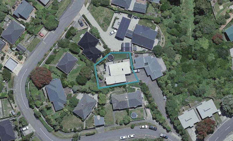 4 Bankot Crescent, Ngaio, Wellington - Carousel 1