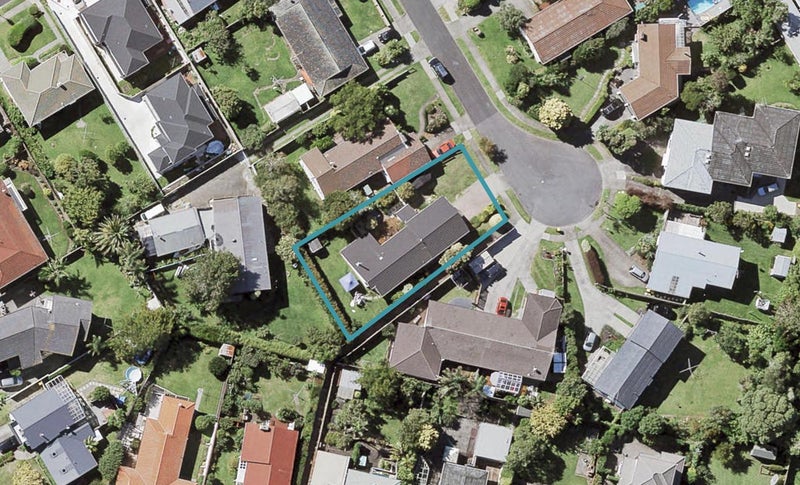 9 Pedersen Place, Bucklands Beach, Auckland - Carousel 1