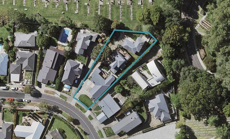 2/61 Fancourt Street, Meadowbank, Auckland - Carousel 1