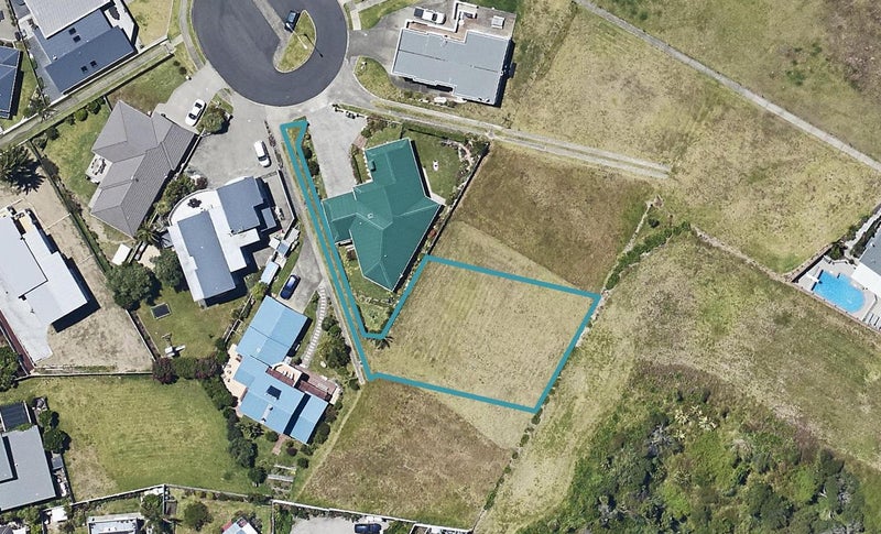 32 Anchorage Grove, Coastlands, Whakatane - Carousel 1