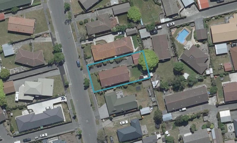 80 Royal Park Drive, Parklands, Christchurch - Carousel 1