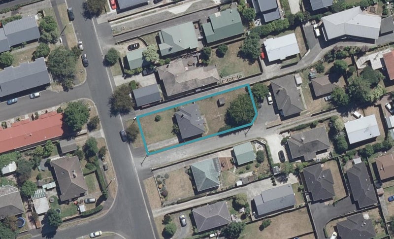 18 Graham Street, Hamilton East, Hamilton - Carousel 1