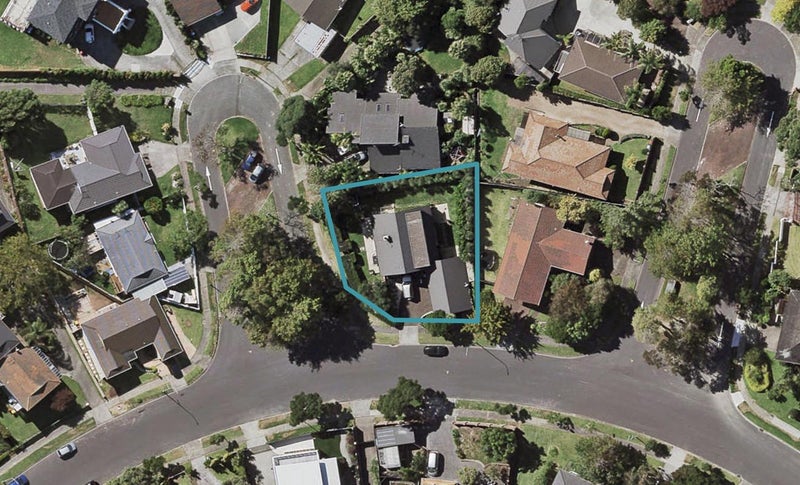 40 Pyatt Crescent, Saint Johns, Auckland - Carousel 1