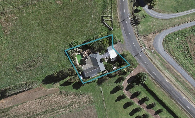 467 Glenbrook Beach Road, Waiuku - Carousel 1