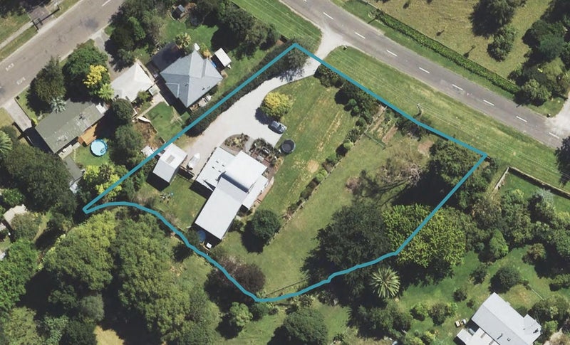 299 Valley Road, Mangapapa, Gisborne - Carousel 1