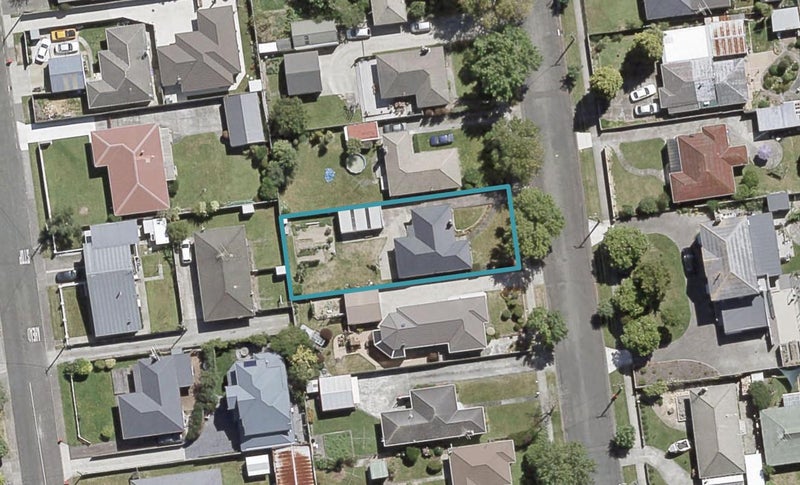 7 Clyma Street, Elderslea, Upper Hutt - Carousel 1
