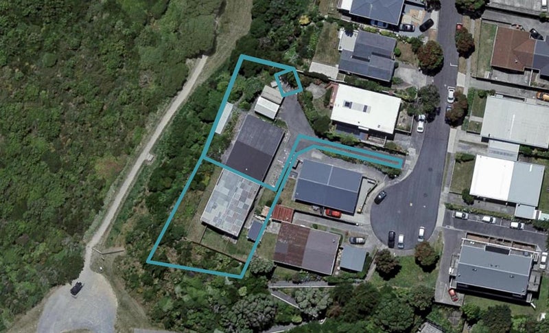 30 Duchess Place, Maupuia, Wellington - Carousel 1
