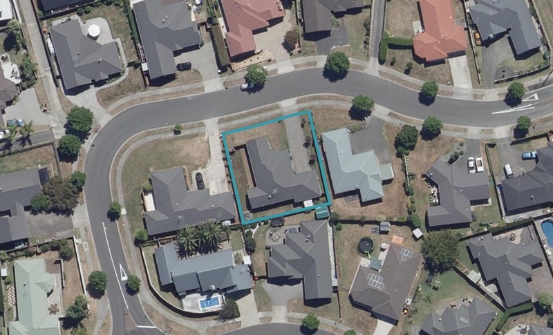 34 Stoneleigh Drive, Chartwell, Hamilton - Carousel 1