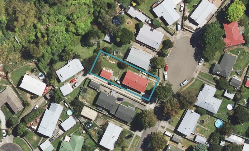 8 Gillies Street, Outer Kaiti, Gisborne - Carousel 1