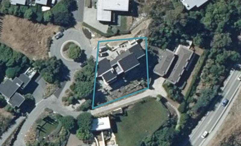 13 Whitbourn Place, Fernhill, Queenstown - Carousel 1