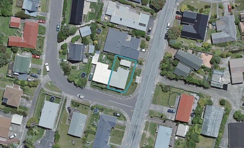 162 Mitchell Street, Brooklyn, Wellington - Carousel 1