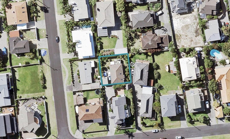 24A Hyde Road, Rothesay Bay, Auckland - Carousel 1