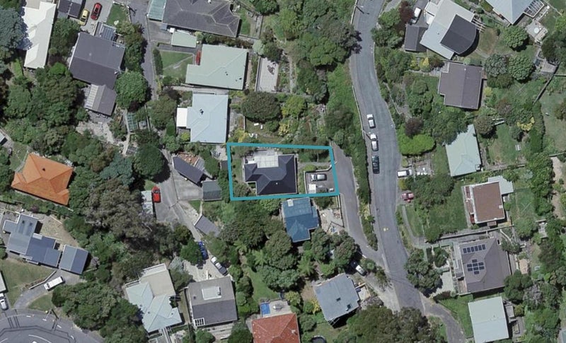 13 Totara Road, Miramar, Wellington - Carousel 1