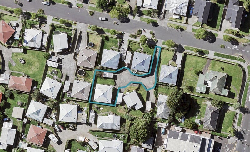 93B Maybury Street, Point England, Auckland - Carousel 1