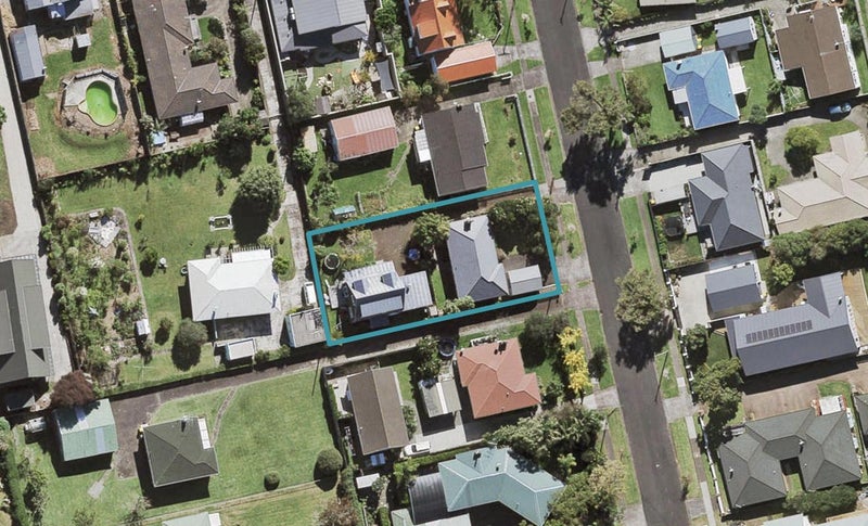 2/38 Scott Avenue, Mangere Bridge, Auckland - Carousel 1