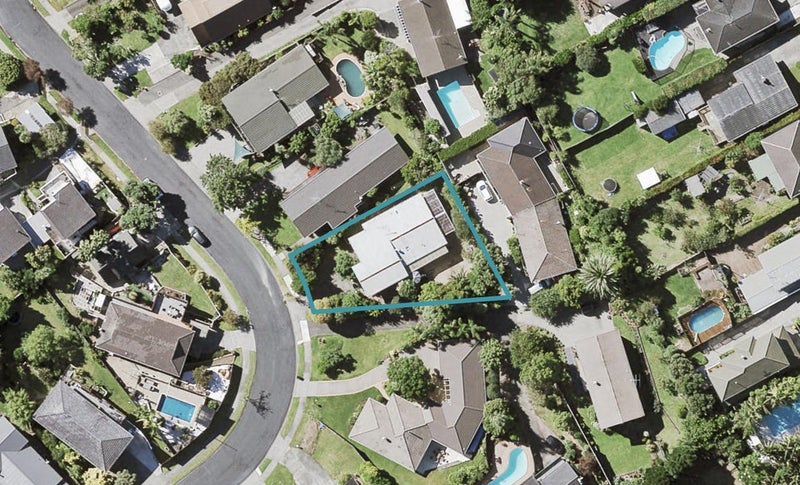 23 Pickwick Parade, Mellons Bay, Auckland - Carousel 1