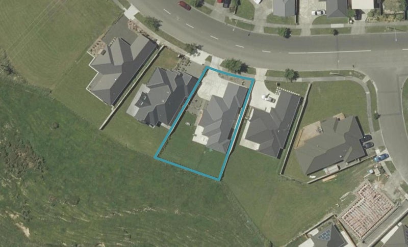 160 Pacific Drive, Fitzherbert, Palmerston North - Carousel 1