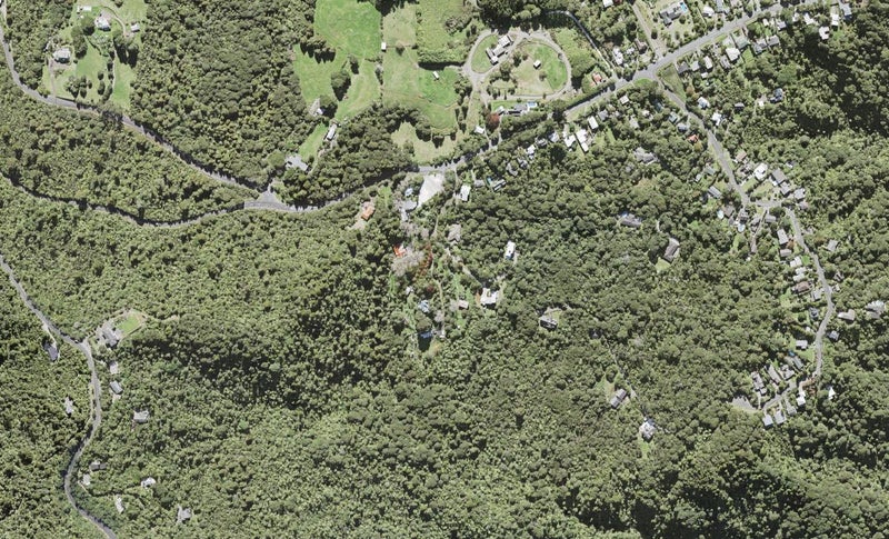 1020 Scenic Drive North, Swanson, Auckland - Carousel 1