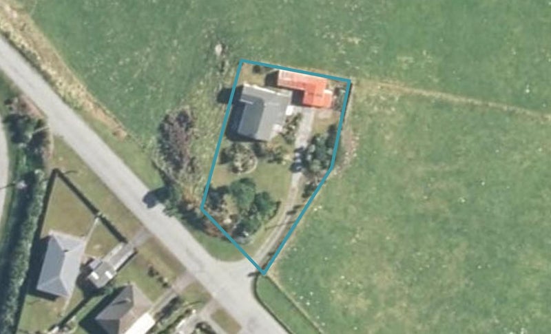 19 Monro Street, Cobden, Greymouth - Carousel 1