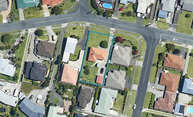 87 Freyberg Street, Otumoetai, Tauranga - Carousel 1