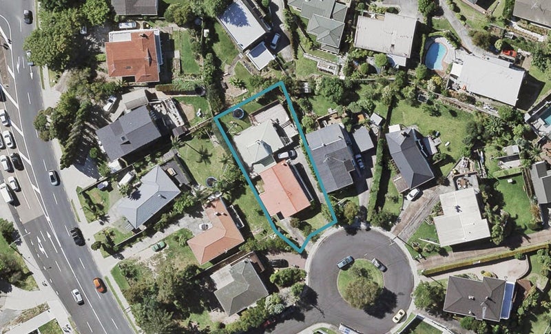 1/11 Elizabeth Place, Mairangi Bay, Auckland - Carousel 1