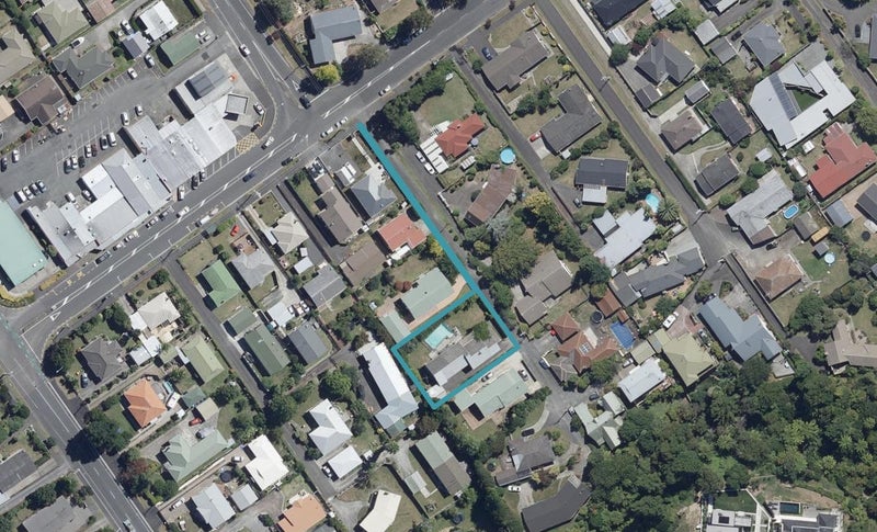 22 Braid Road, St Andrews, Hamilton - Carousel 1