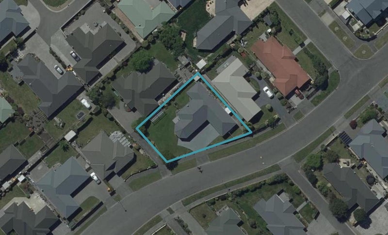9 Awatea Gardens, Wigram, Christchurch - Carousel 1