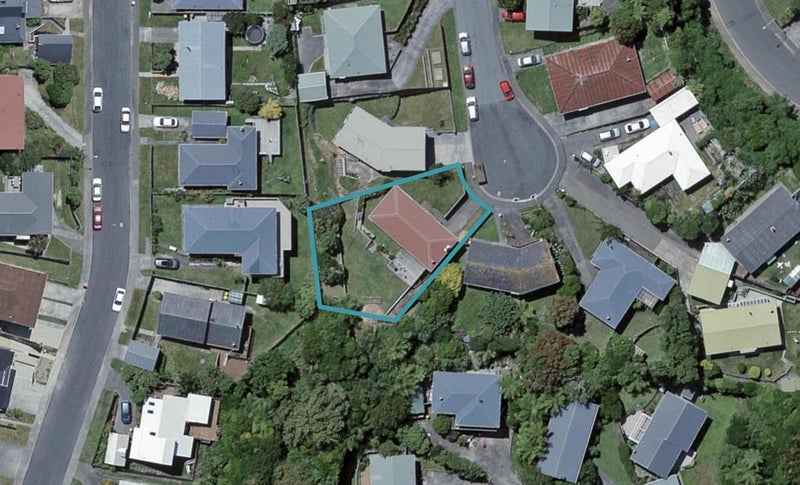 12 Archbold Street, Newlands, Wellington - Carousel 1