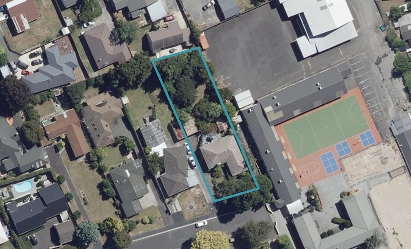 29 Strowan Avenue, Fairfield, Hamilton - Carousel 1