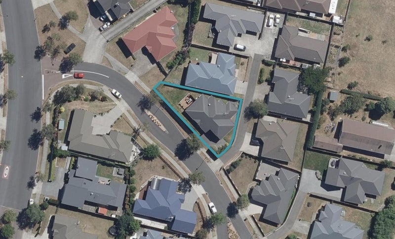 3 Farleigh Close, Huntington, Hamilton - Carousel 1