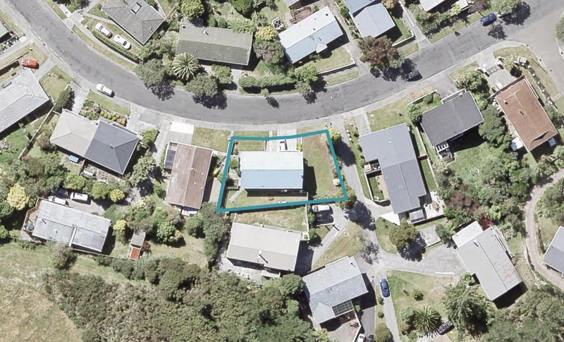 61 Holland Street, Wainuiomata, Lower Hutt - Carousel 1