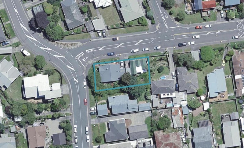 43 Ranelagh Street, Karori, Wellington - Carousel 1