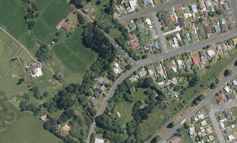 30 Rawhiti Street, Dannevirke - Carousel 1